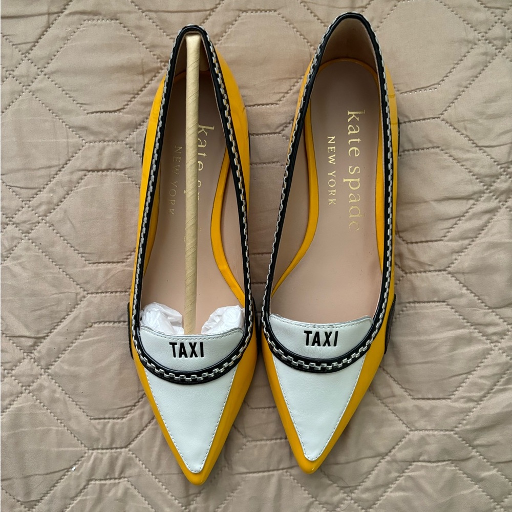Kate Spade Yellow and White Flats with Taxi Detail